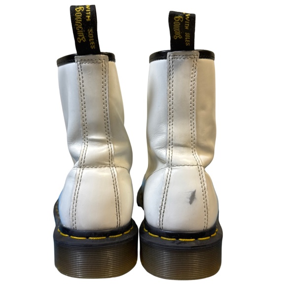 Dr Martens 1460 White Leather Combat Boots Women’s 7 | Iconic 8-Eye Style - Picture 12 of 15